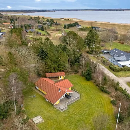 Sesto - 300m To The Fjord By Interhome