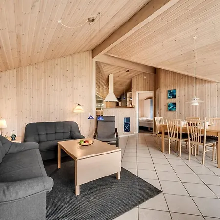 Hébergement de vacances Sesto - 300m To The Fjord By Interhome *